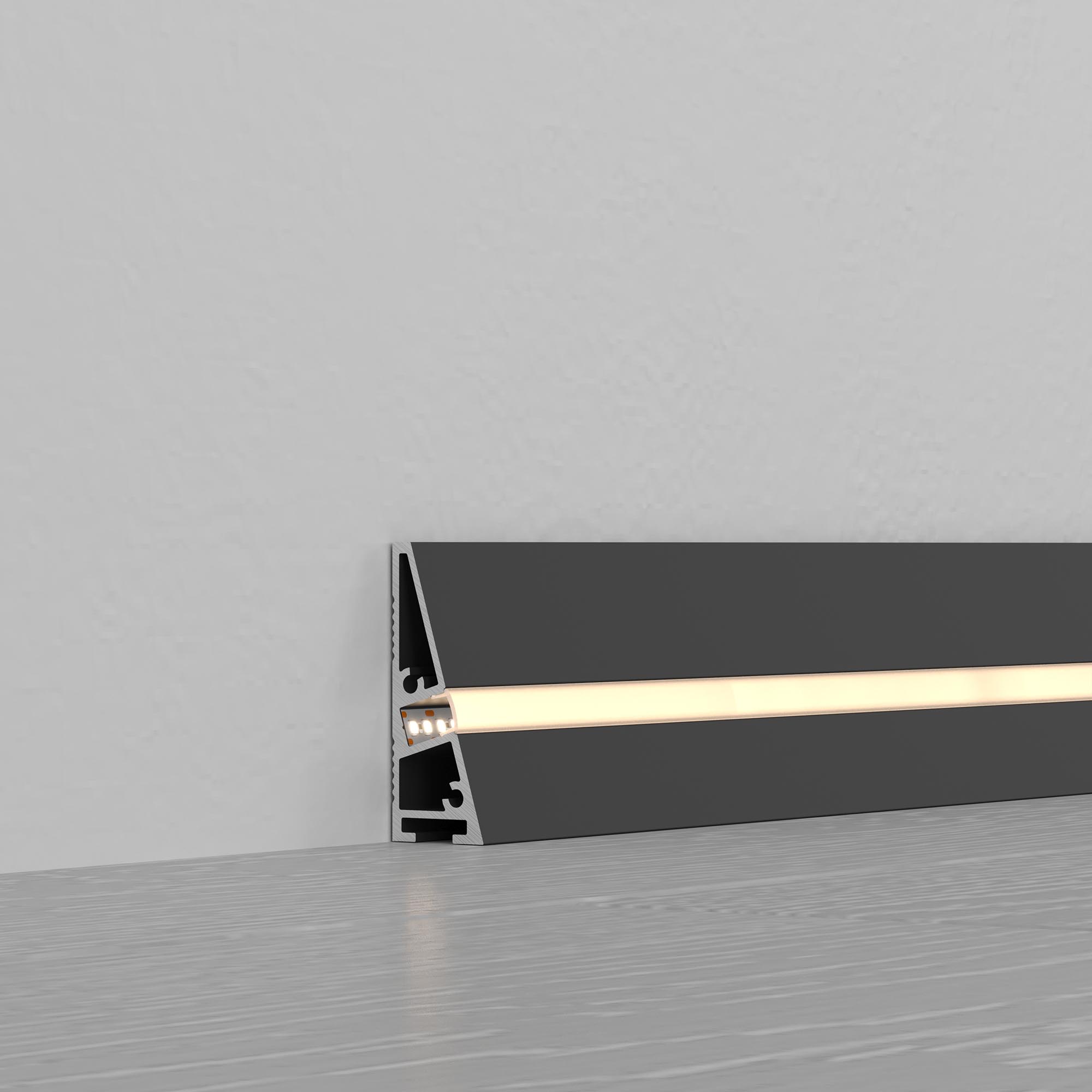 052398_Профиль-PLINTUS-H40-BLACK 2000x2000.jpg