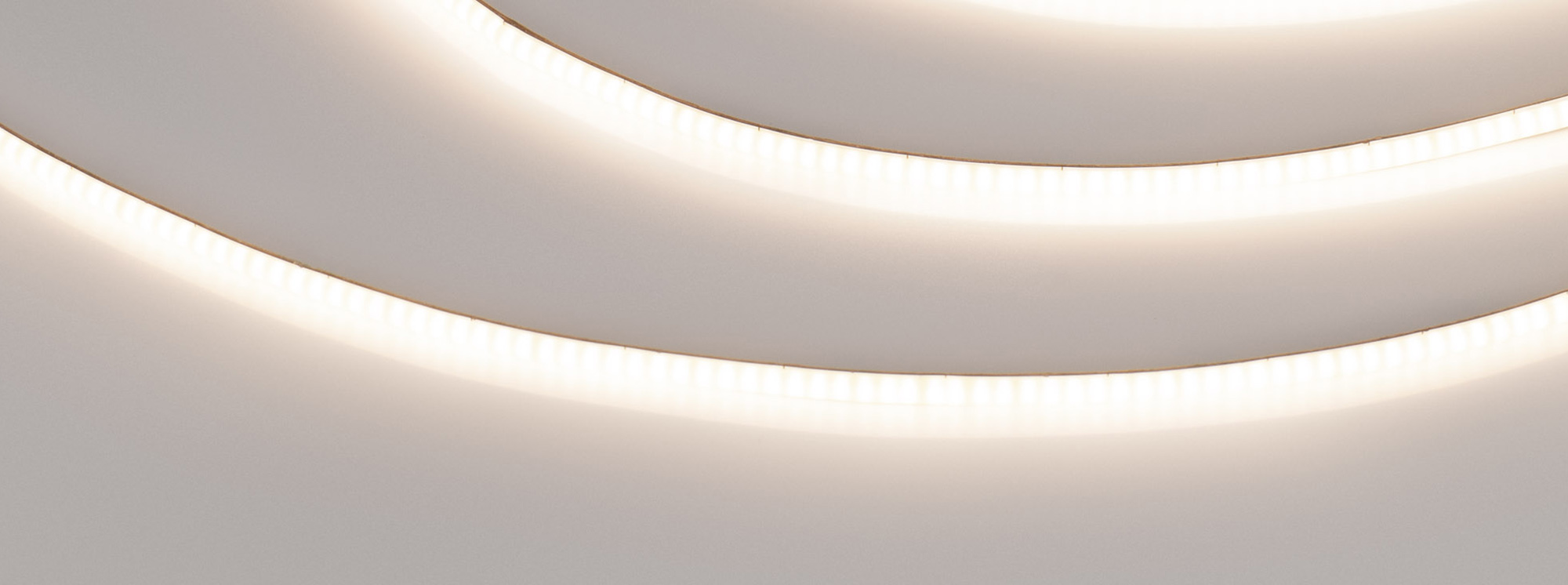 main_040900 4000.jpg