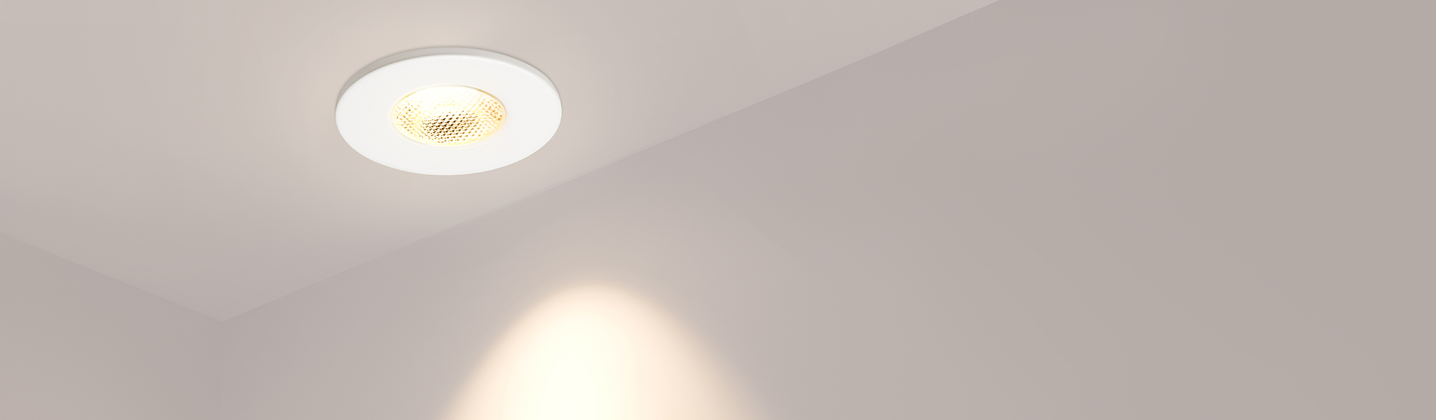 017463-3_LTM-R35WH_TOP2048.jpg