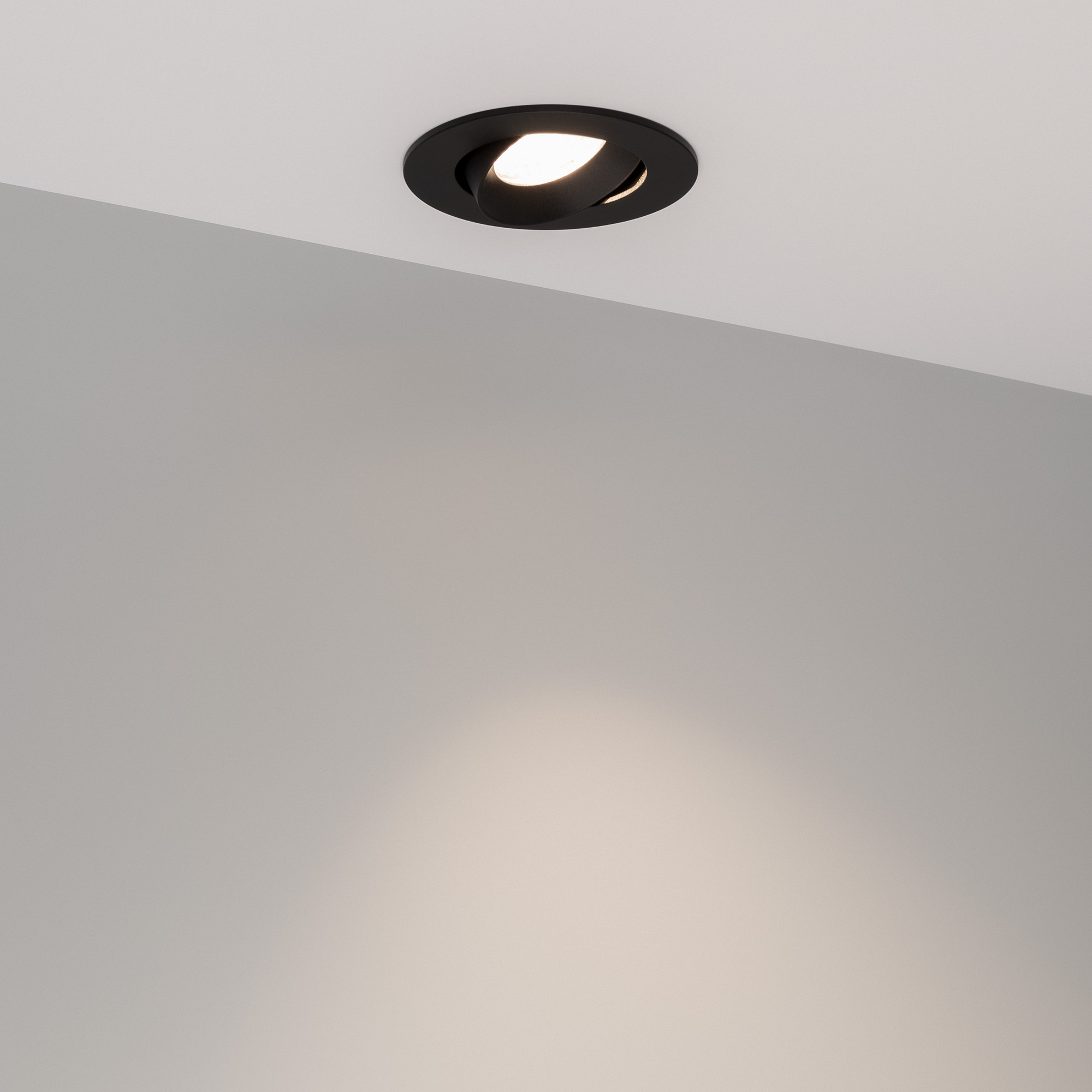 041574-10 4000 Right.jpg