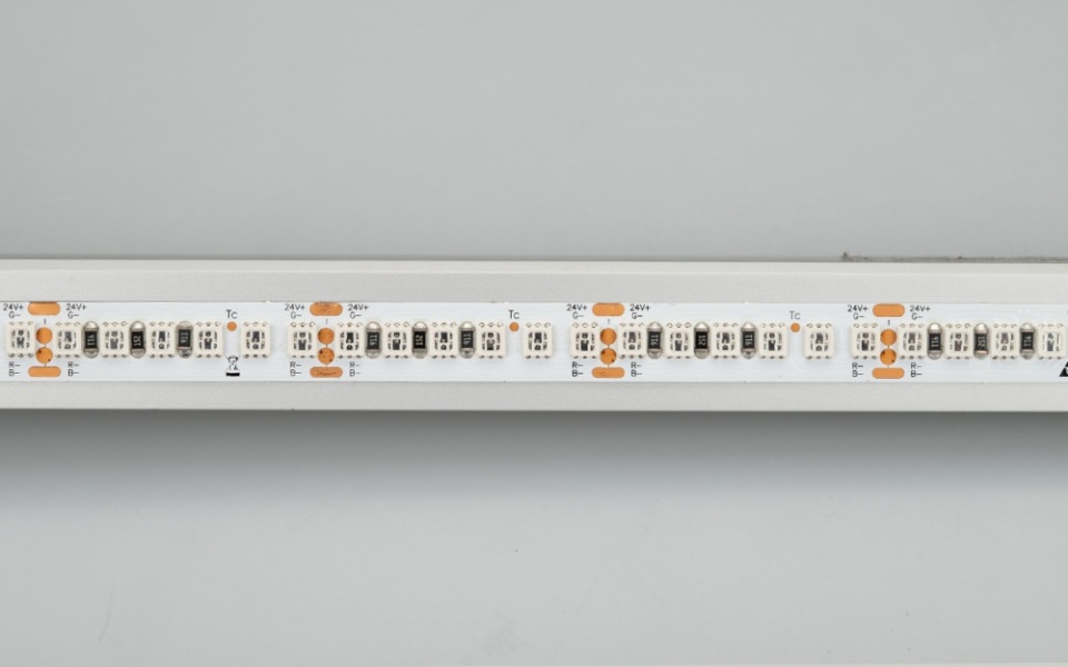 028256-line.jpg